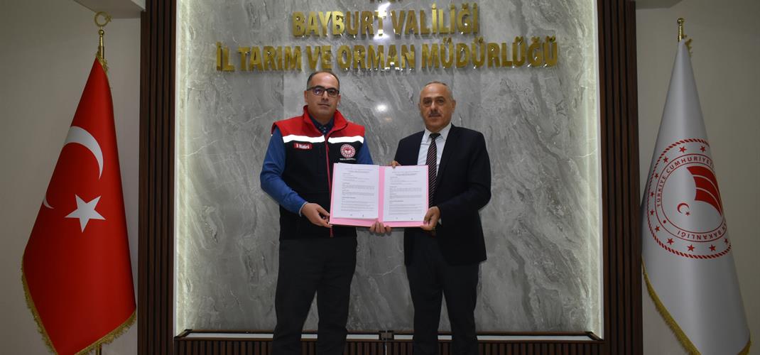 İl Müdürlüğümüz ile Bayburt Aile ve Sosyal Hizmetler İl Müdürlüğü arasında iş birliği protokolü  imzalandı.